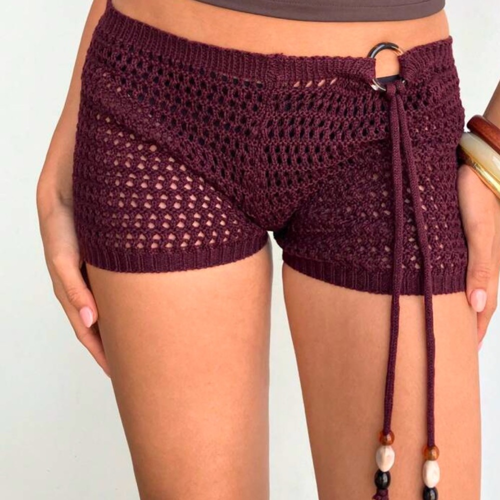 Waist Red Violet Shorts with Textured Design